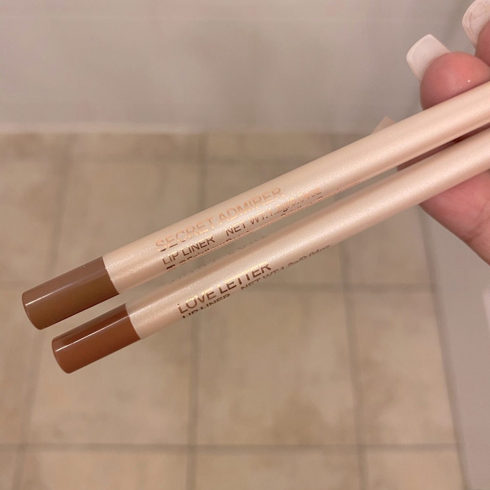 Saint Luxe Lip liner duo 🍂